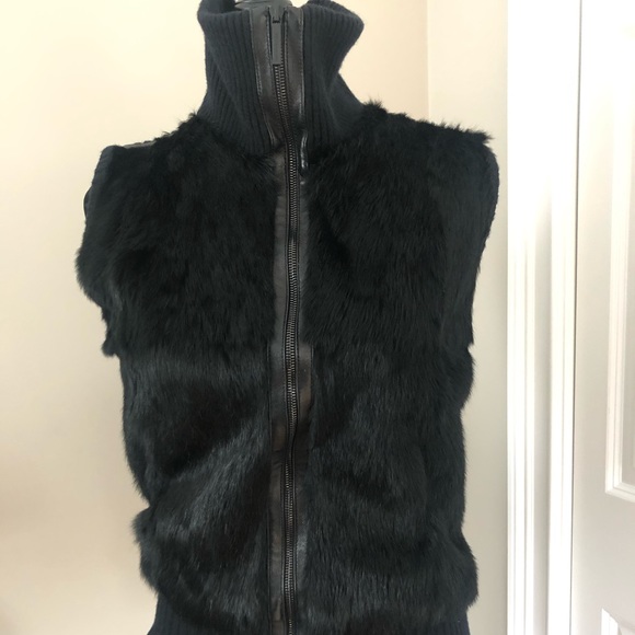 Fur vest - Picture 2 of 8